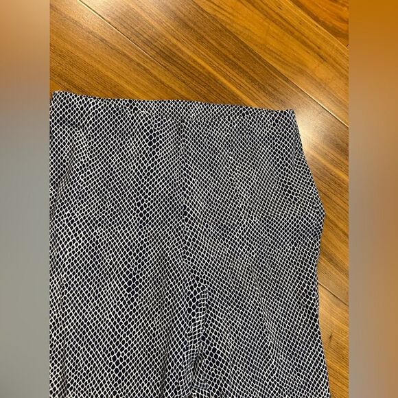 Michael Kors women’s black-and-white geometric trouser legging size medium - Picture 2 of 7